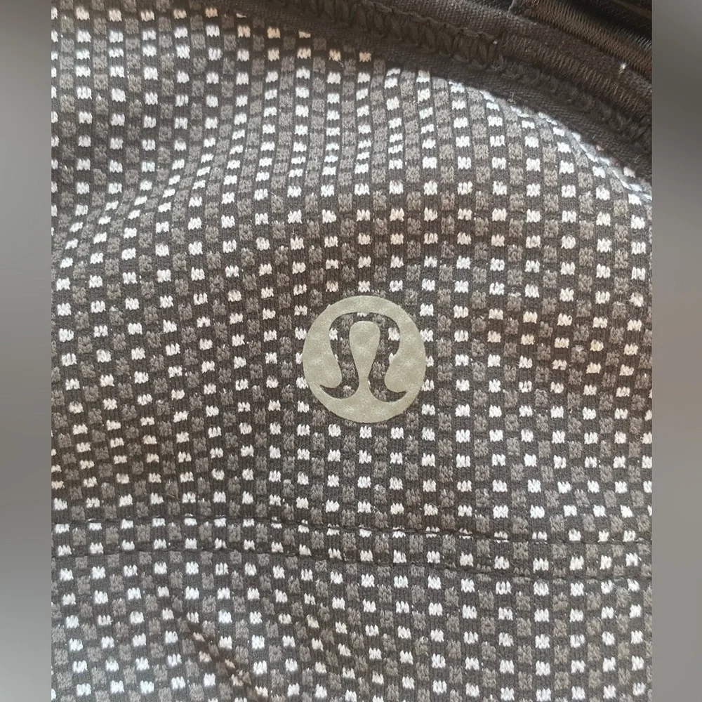 Lululemon Ta Ta Tamer II Black & White, 36DD - Picture 4 of 6